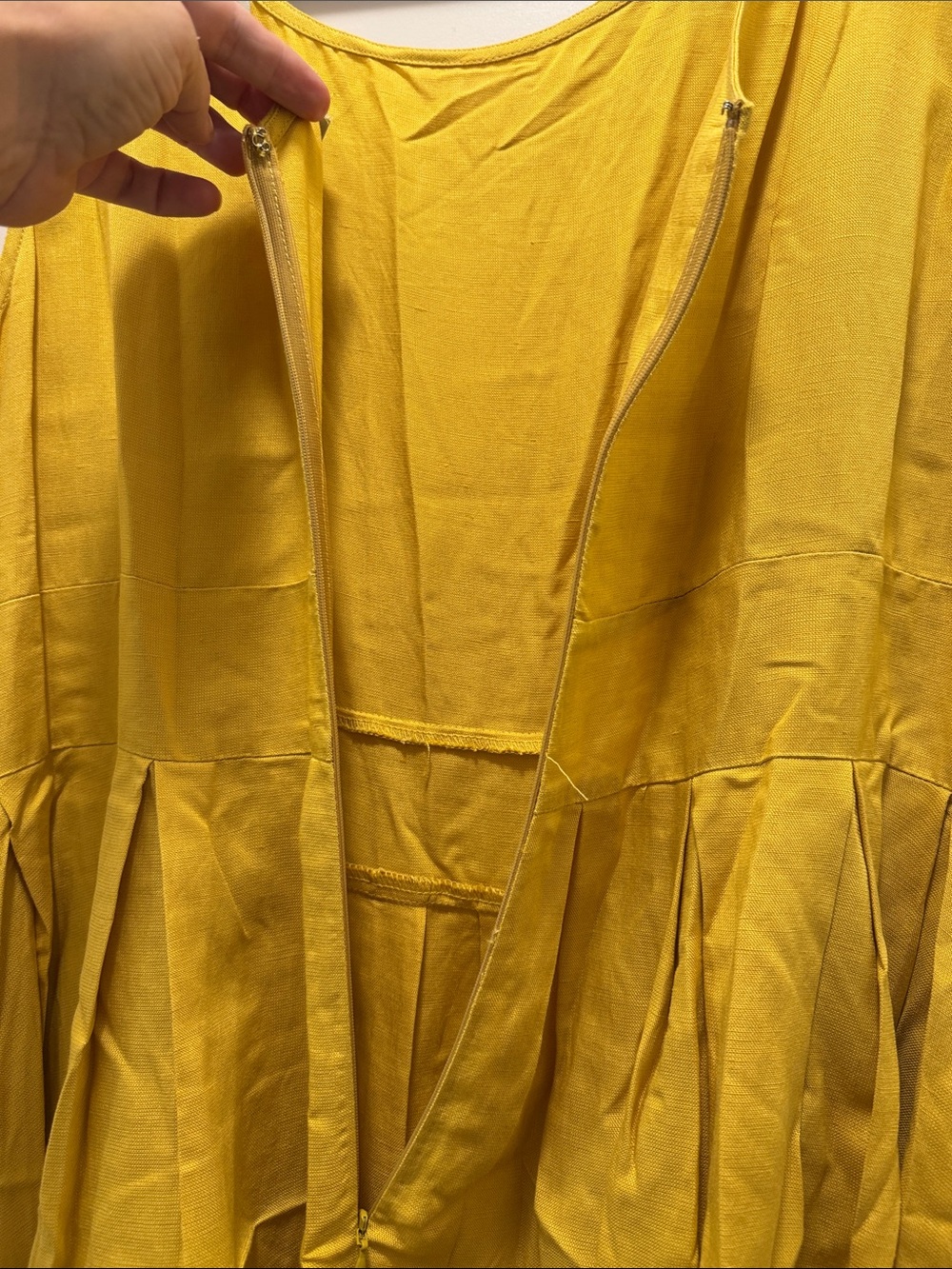 🆕 Miss Lulo Classic Sunny Yellow Pleated Midi Dress. 1X. NWOT!🔥 - Picture 5 of 5